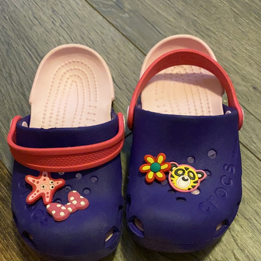Toddler crocs